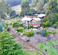 MAGICAL MOUNTAIN RETREAT - 20 mins to CBD and only 10 to MONA - New South Wales Tourism 