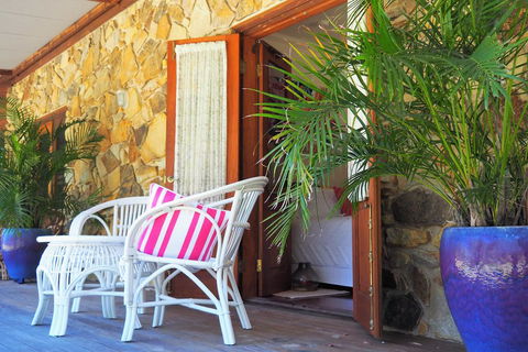 Maino Gabuna Retreat Urunga Beach And Peaceful Bushland - New South Wales Tourism  1