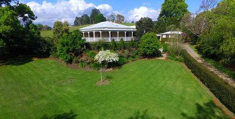 Maleny Homestead & Cottage - New South Wales Tourism  0