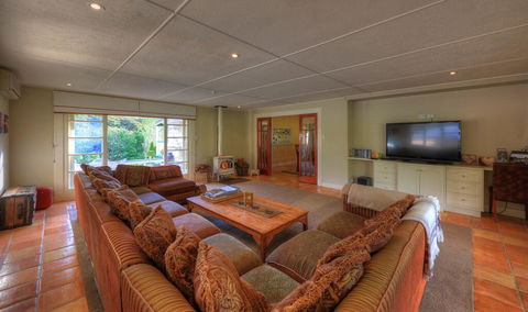 Maleny Homestead & Cottage - New South Wales Tourism  1
