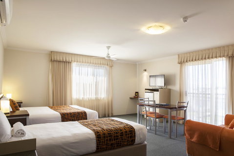 Mandarin Motel - New South Wales Tourism  2