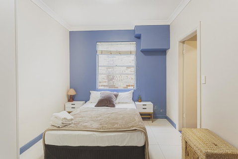Manly Beach Hostel - New South Wales Tourism  2