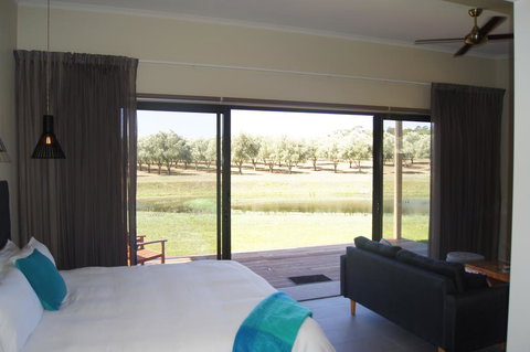 Manzanillo Grove Villa - New South Wales Tourism  0