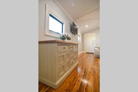 Mar Q Apartment - New South Wales Tourism  3