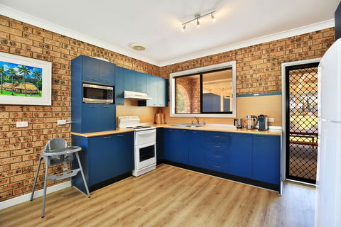 Maria's Beach House - Pet Friendly - New South Wales Tourism  3