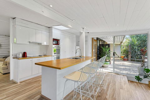 MARTHA COTTAGE - MT MARTHA - New South Wales Tourism  2