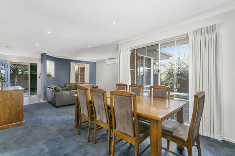 McCrae On The Beach - Right On The Magnificent Beach - New South Wales Tourism  1