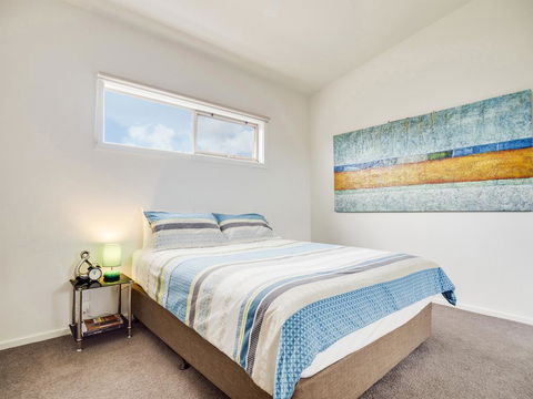McKillop Geelong By Gold Star Stays - New South Wales Tourism  3