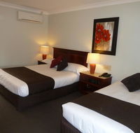 McNevins Warwick Motel - New South Wales Tourism 