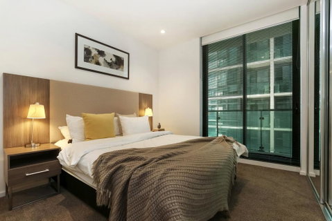 Melbourne CBD 2Bdrm2Bth Apt,Free Park,Gym&Pool, Close To Southern Cross Station - New South Wales Tourism  3