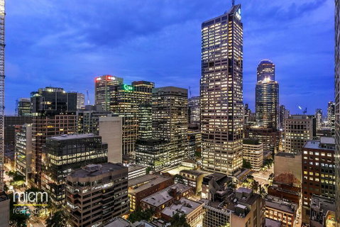 Melbourne CBD 2Bdrm2Bth Apt,Free Park,Gym&Pool, Close To Southern Cross Station - New South Wales Tourism  2