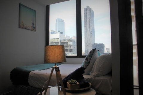 Melbourne CBD Studio - New South Wales Tourism  0