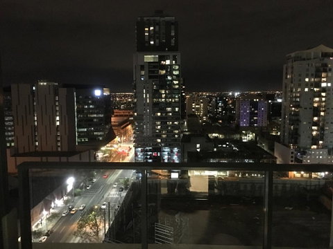 Melbourne CBD Studio - New South Wales Tourism  2