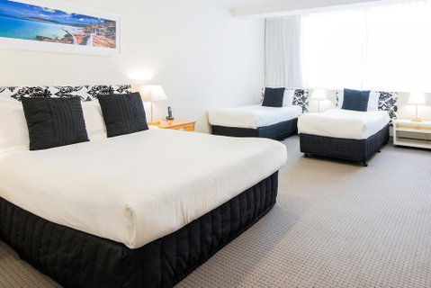 Mercure Charlestown - New South Wales Tourism  1