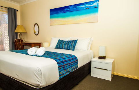 Meridian Beachside Apartments - New South Wales Tourism  1
