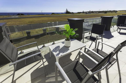 Midas Ocean View - New South Wales Tourism  0
