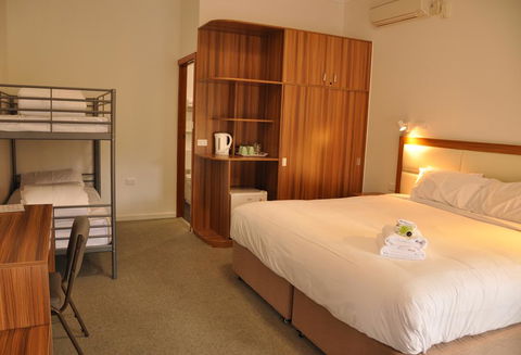 Miner's Retreat Motel - New South Wales Tourism  1