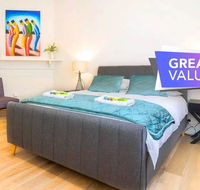 Minutes from the beach shops and parks Free - Wifi - Nespresso - Netflix