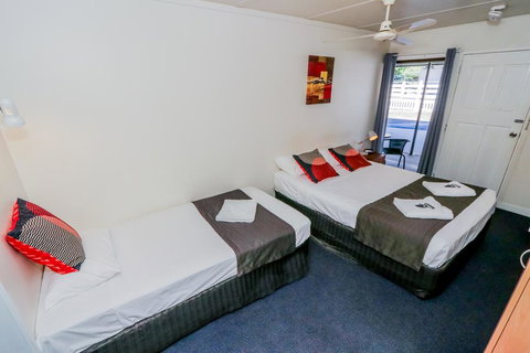 Miriam Vale Motel - New South Wales Tourism  1