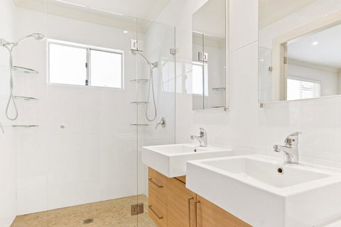 MITCHELL PARADE 120, MOLLYMOOK - New South Wales Tourism  3