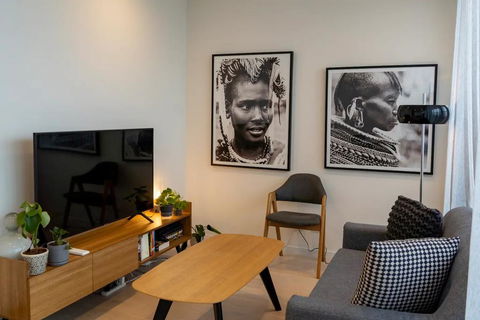 Modern 1 Bedroom Apartment South Yarra - New South Wales Tourism  1