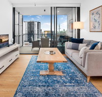 Modern 1-Bed Apartment With Balcony and Leisure Area - New South Wales Tourism 