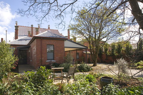 Mollisons - New South Wales Tourism  0