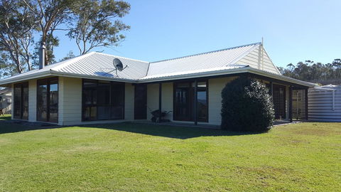Molly Morgan Vineyard - New South Wales Tourism  0