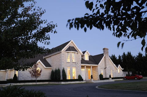 Montfort Manor - New South Wales Tourism  2