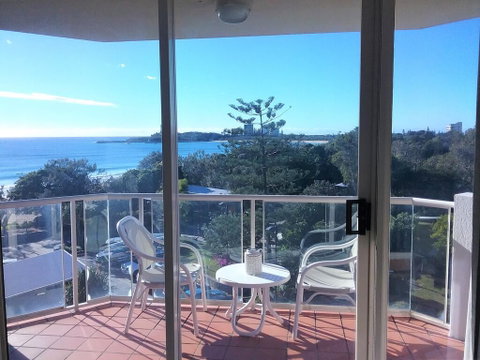 Mooloolaba Beachfront Apartment - New South Wales Tourism  3