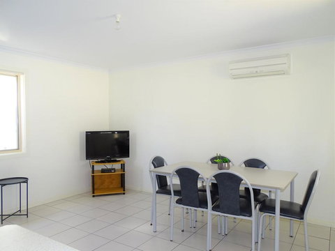 Moonta Bay Cabins - New South Wales Tourism  2