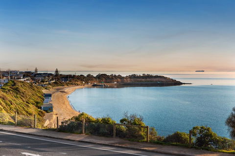 Mornington - Esplanade Escape - New South Wales Tourism  3