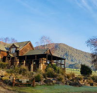 Mountain Grass Lodge 2 bedroom - New South Wales Tourism 