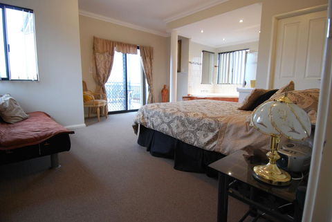 Mountain Park Retreat - New South Wales Tourism  3