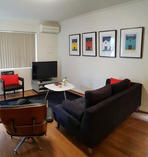 Mt.Lawley Superb 2 BR Location Comfort, Style 1 - New South Wales Tourism  3