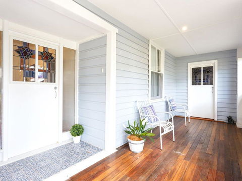 Myall River Cottage - New South Wales Tourism  0