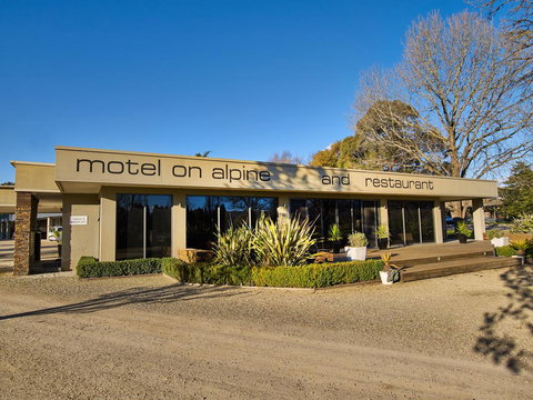 Myrtleford Motel On Alpine - New South Wales Tourism  3