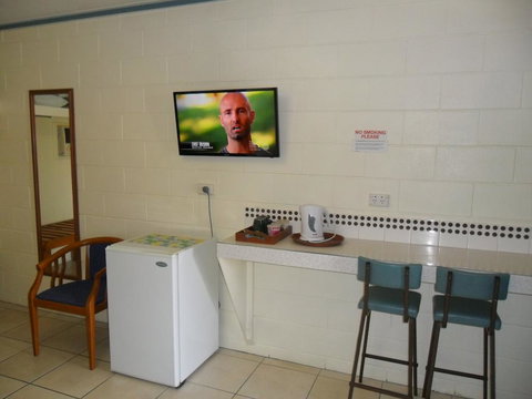 Nanango Antler Motel - New South Wales Tourism  3