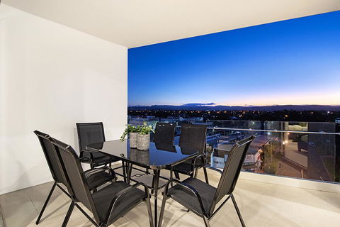 NEO Apartments Mermaid Beach - New South Wales Tourism  3