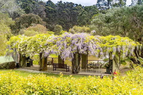 Grand Mercure Basildene Manor - New South Wales Tourism  7