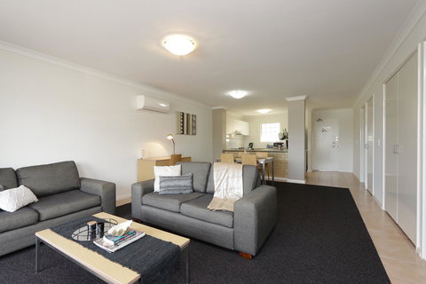 Hillarys Marina Apartment - New South Wales Tourism  3