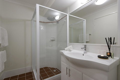 Hillarys Marina Apartment - New South Wales Tourism  20