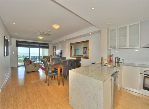 Nautica Residences Mandurah - New South Wales Tourism  6