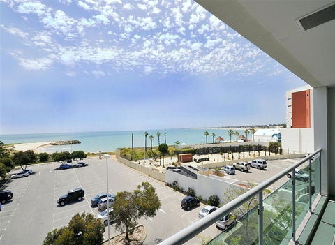 Nautica Residences Mandurah - New South Wales Tourism  3
