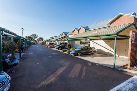 Perth Ascot Central Apartment Hotel Official - New South Wales Tourism  6