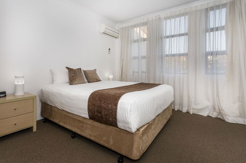 Perth Ascot Central Apartment Hotel Official - New South Wales Tourism  16