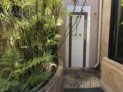 BeachHideaway@Scarborough - New South Wales Tourism  31