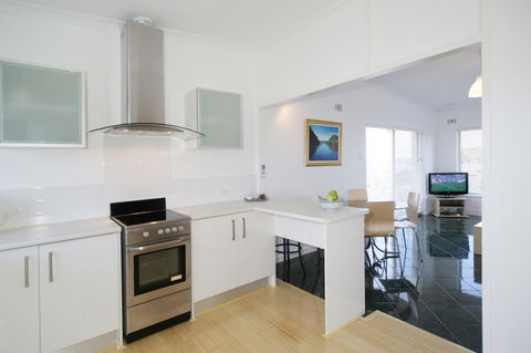 Summer Breeze - Holiday Or Business Apartment - New South Wales Tourism  5