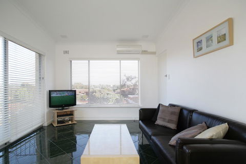 Summer Breeze - Holiday Or Business Apartment - New South Wales Tourism  3