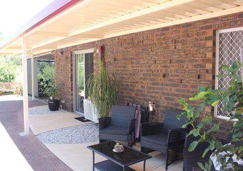 Jacaranda Hideaway Bed & Breakfast - New South Wales Tourism  12